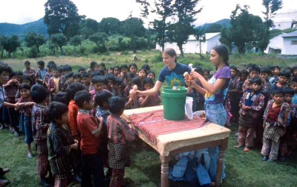 Ch 7 Plenty - Guatemala icebean cones to school kids